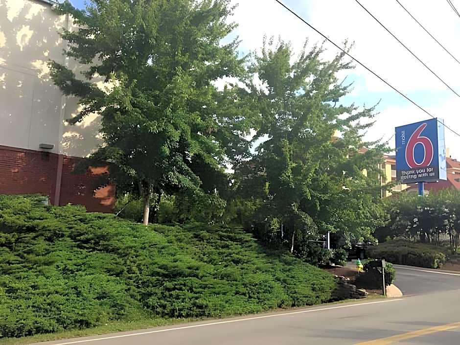 Sleep Inn & Suites Pigeon Forge - Downtown