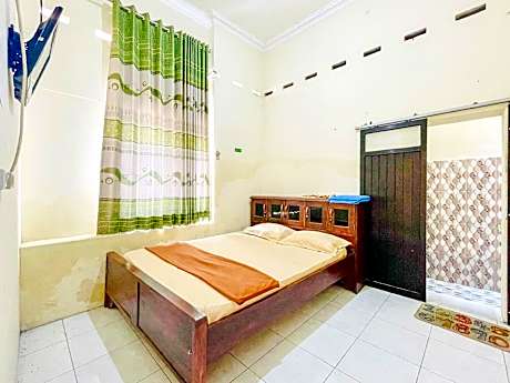 Wisma Air Mancur Malang Syariah Mitra RedDoorz