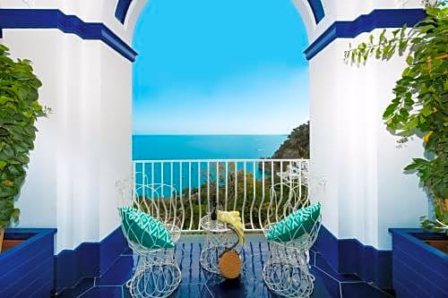 Imperati Suites by Alcione Residence