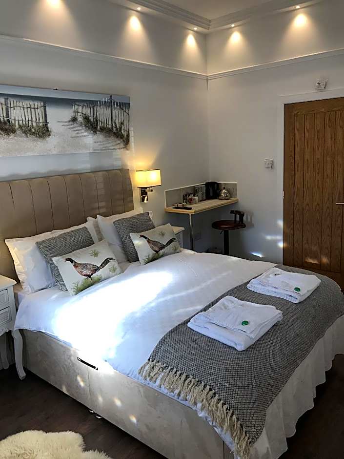 Old Thatch Bambers Green