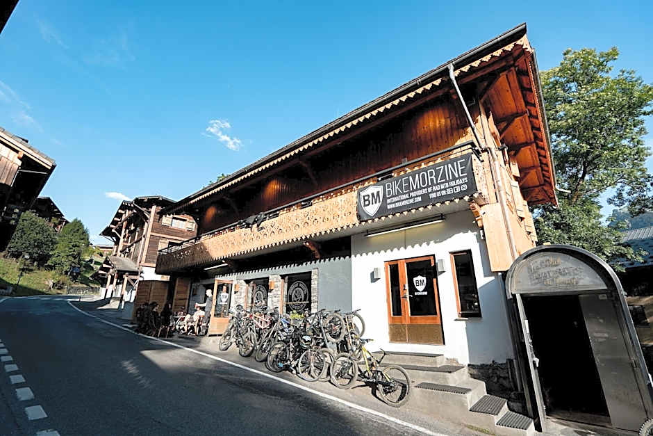 Hideout Hostel