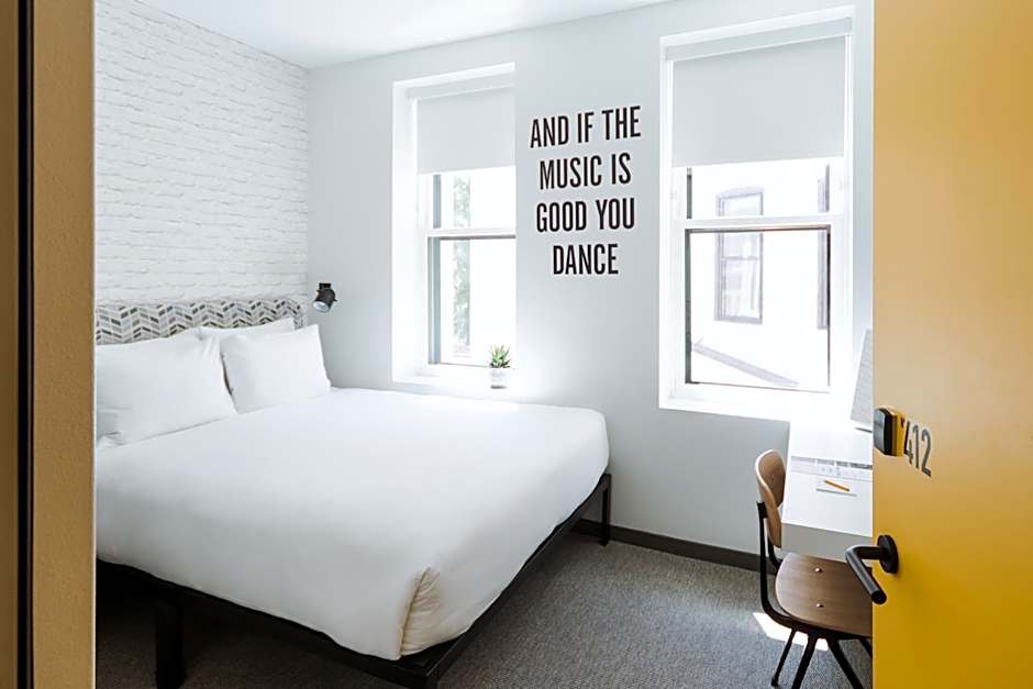 Hotel Hive