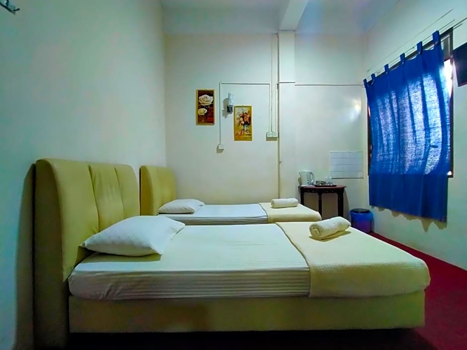 SPOT ON 89994 RZ Gold Hotel