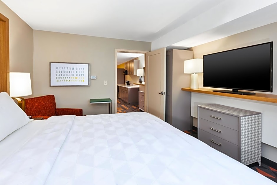 Holiday Inn Hotel And Suites Toledo Southwest - Perrysburg By IHG