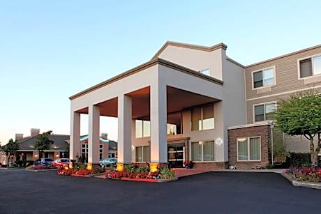 Four Points By Sheraton Portland East
