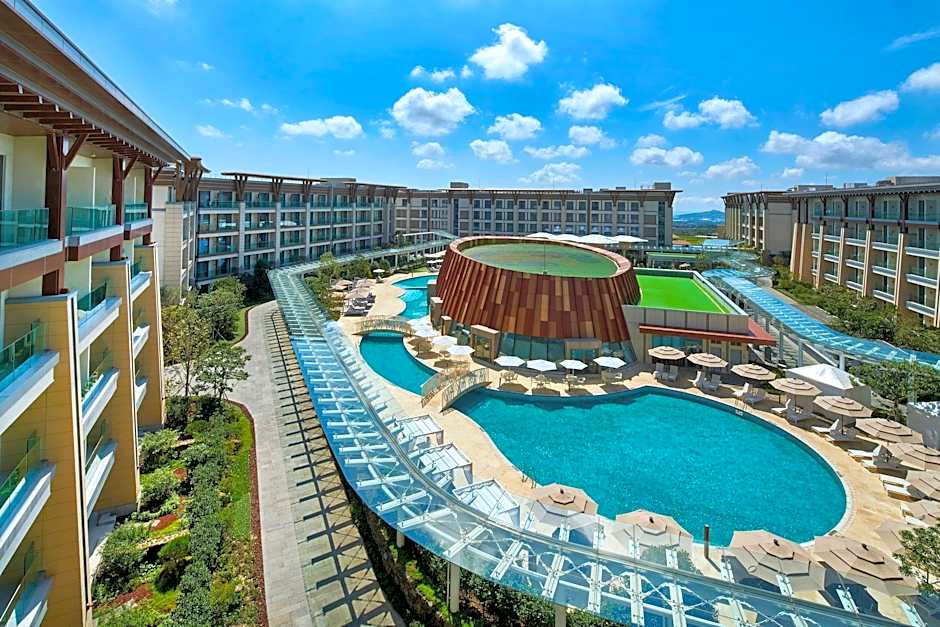 Marriott Jeju Shinhwa World Hotel