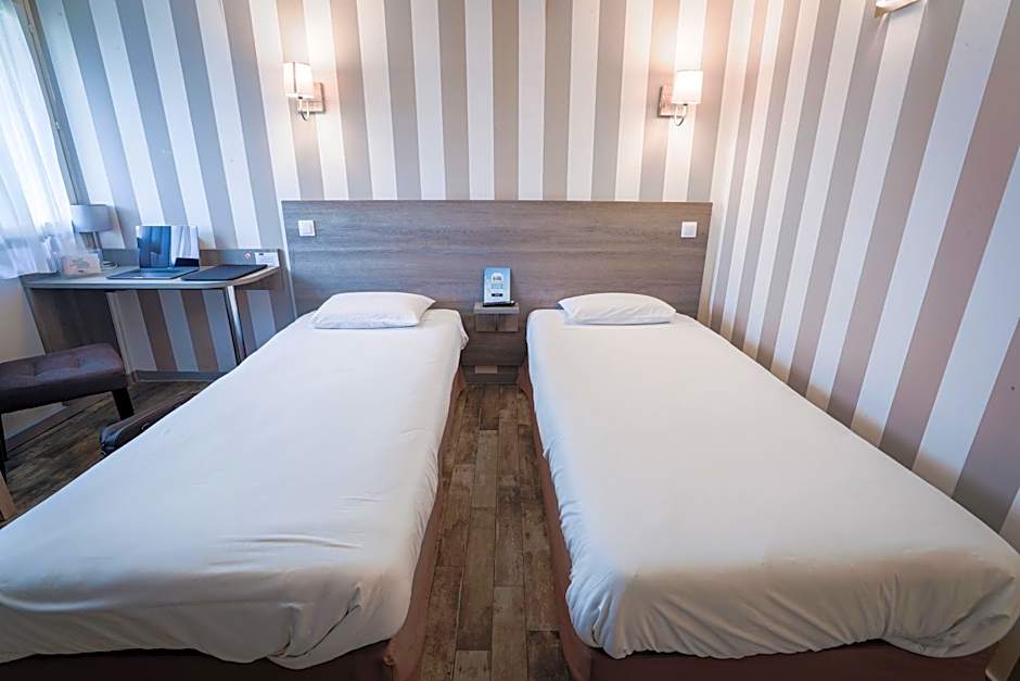 KYRIAD VALENCIENNES SUD - Rouvignies