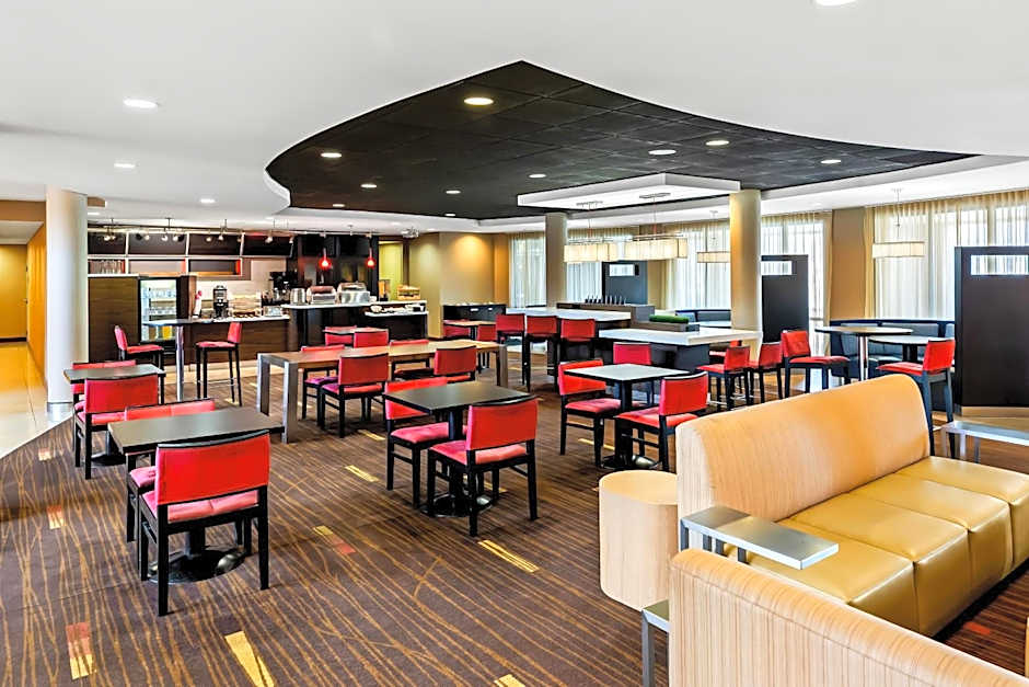 Sonesta Essential Junction City