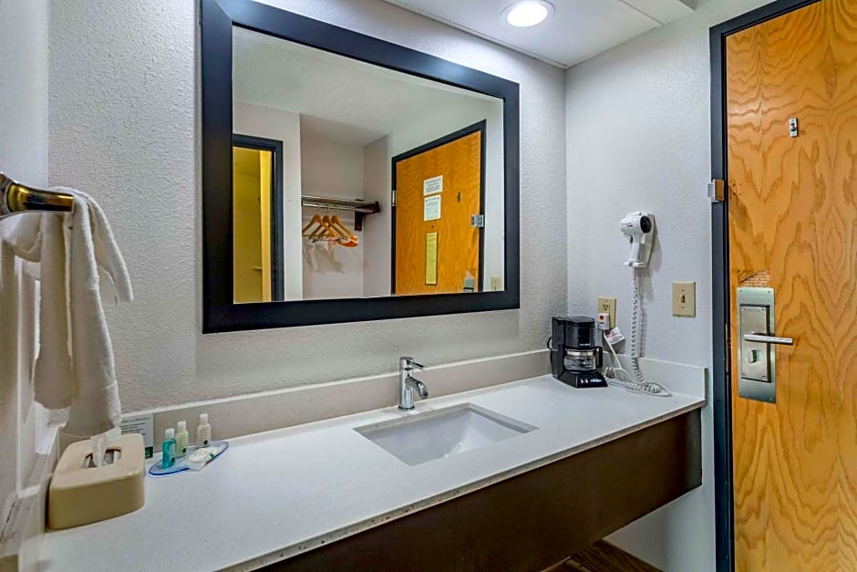 Quality Inn & Suites Chattanooga