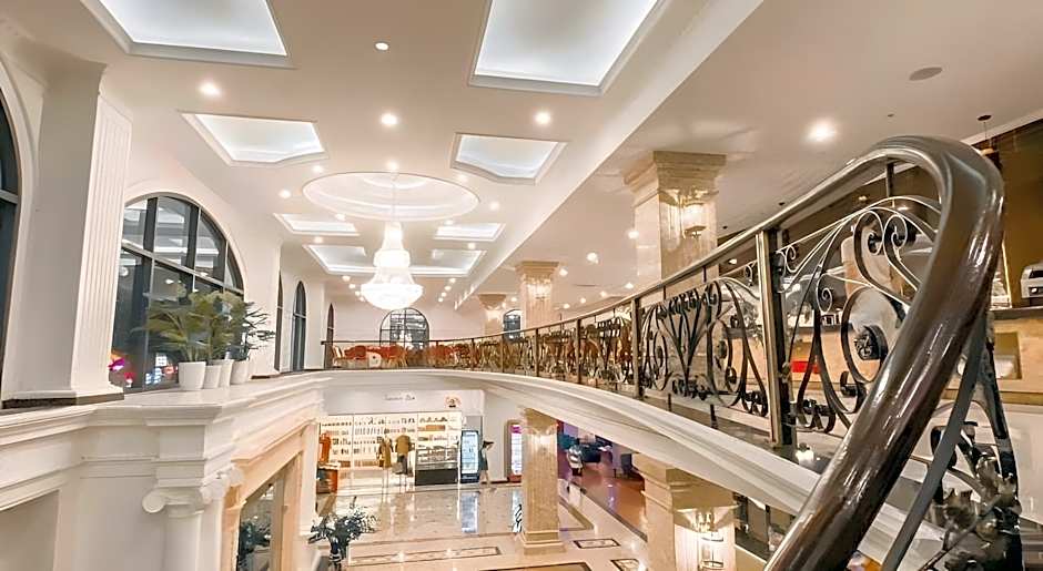 Phoenix Hotel