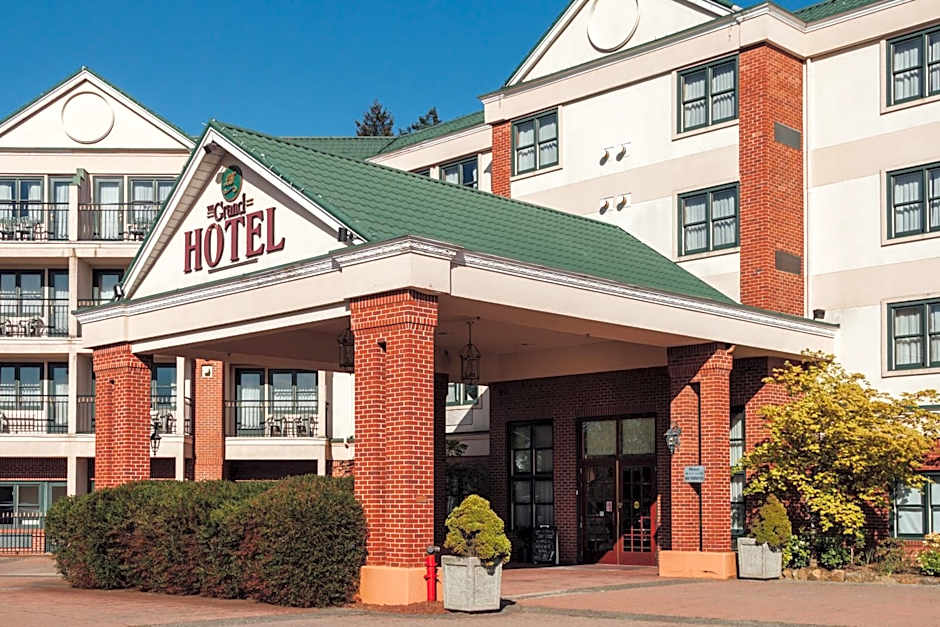 The Grand Hotel Nanaimo