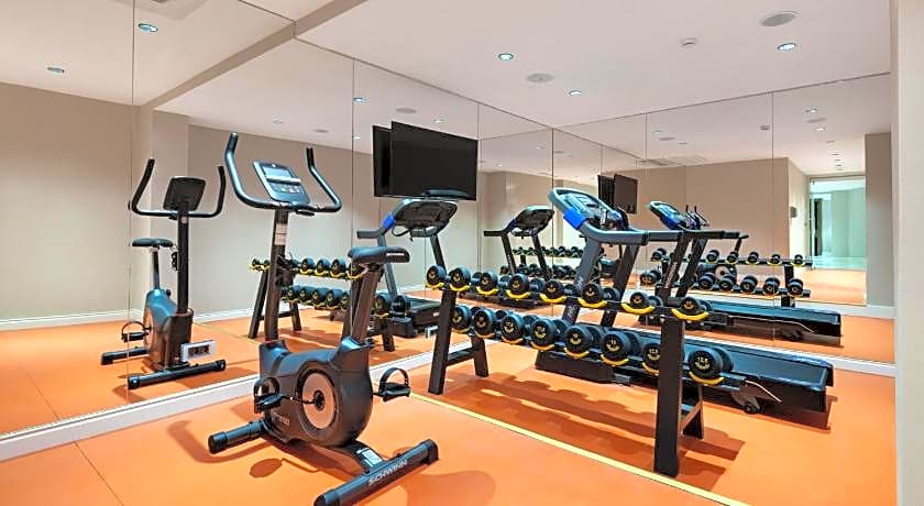 Gleam Collection Hotel