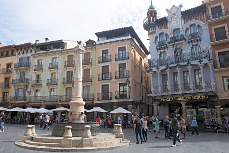 Apartamentos Plaza del Torico