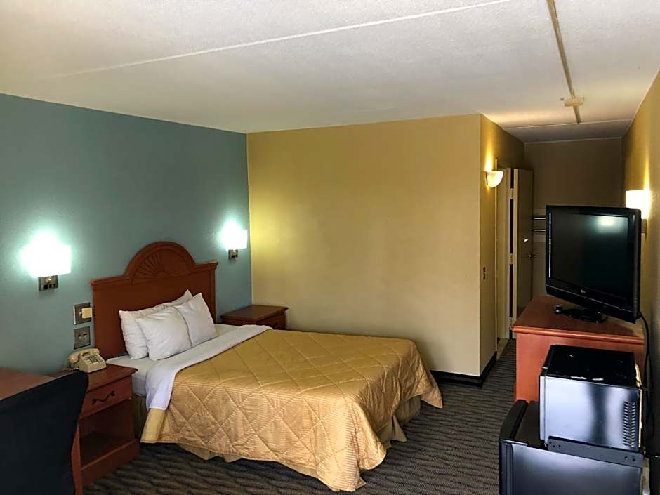 Rodeway Inn Joint Base Andrews Area