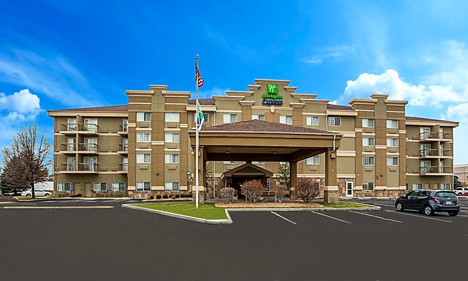 Holiday Inn Express Layton - I-15 By IHG