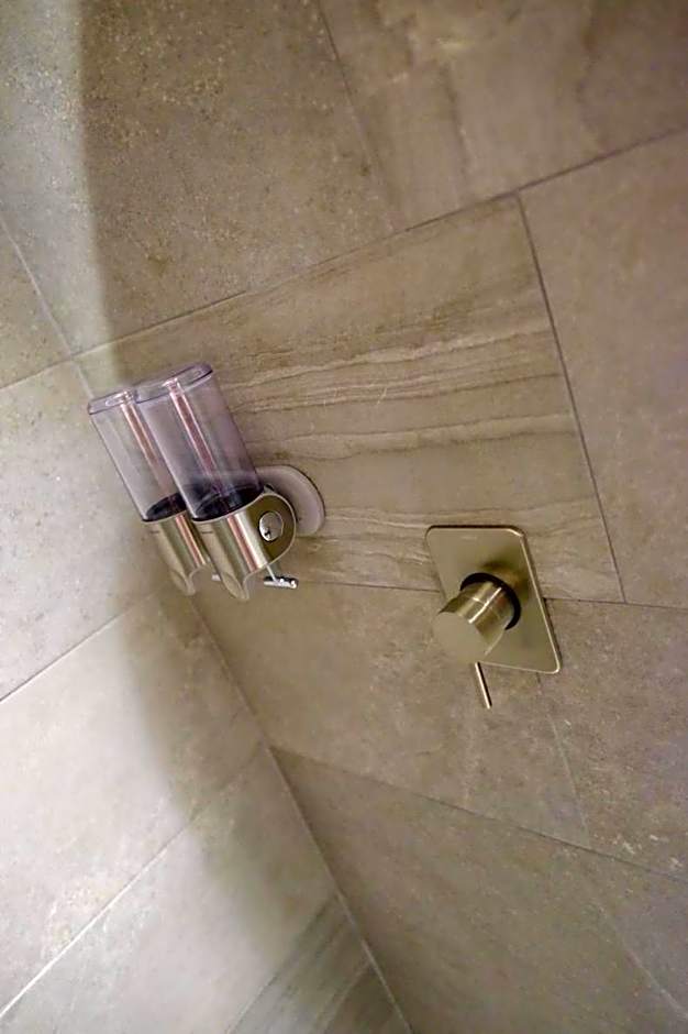 izZzleep Aeropuerto Terminal 2