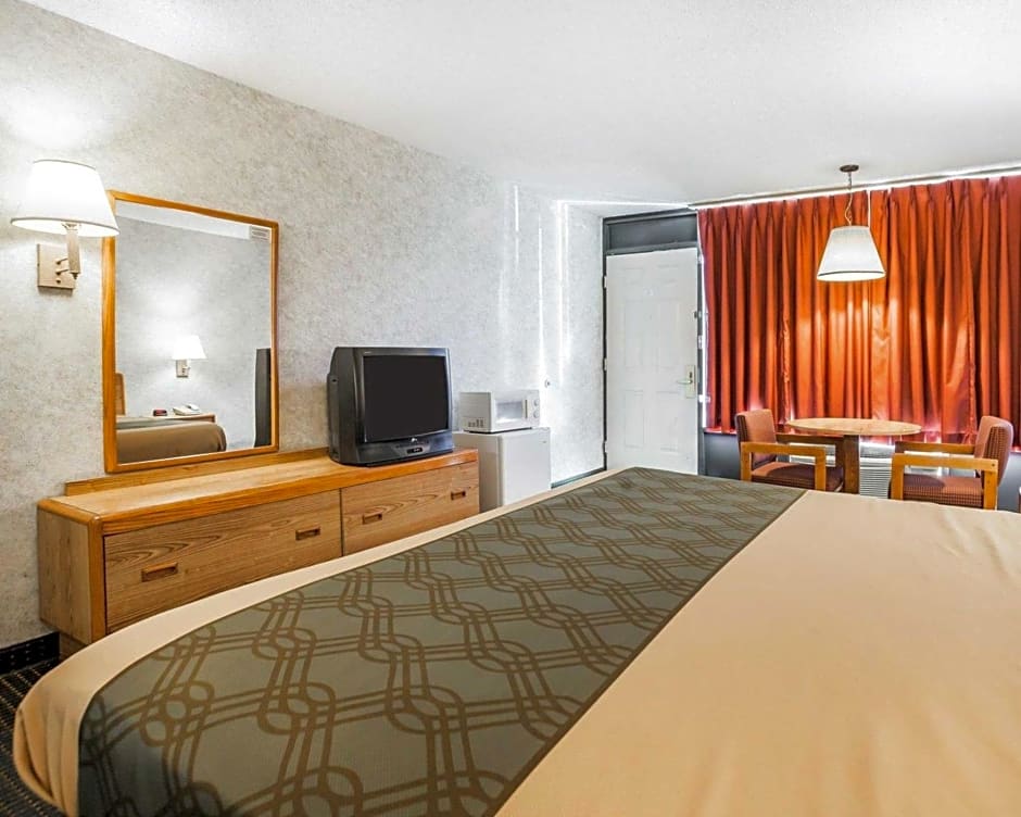 Econo Lodge Jefferson City