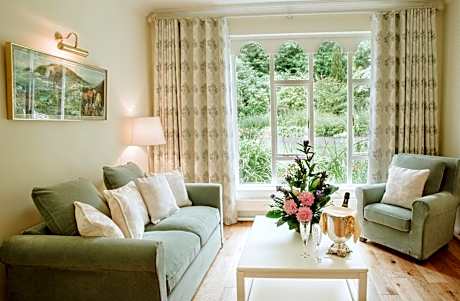 Suite with Garden View