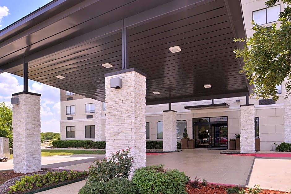 Holiday Inn Express Hotel And Suites Mesquite