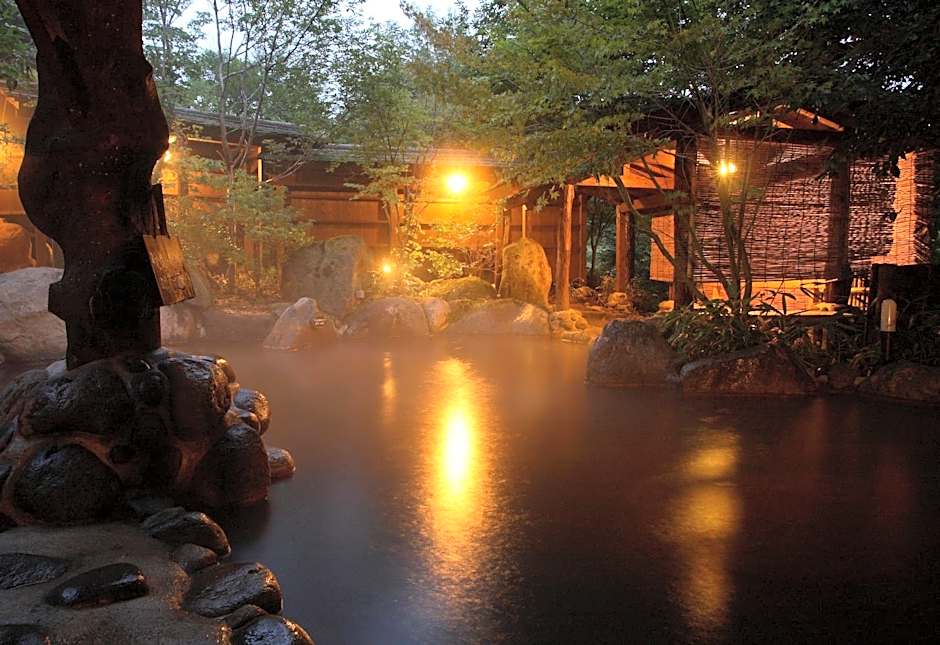 Satonoyu Waraku 13 years or older