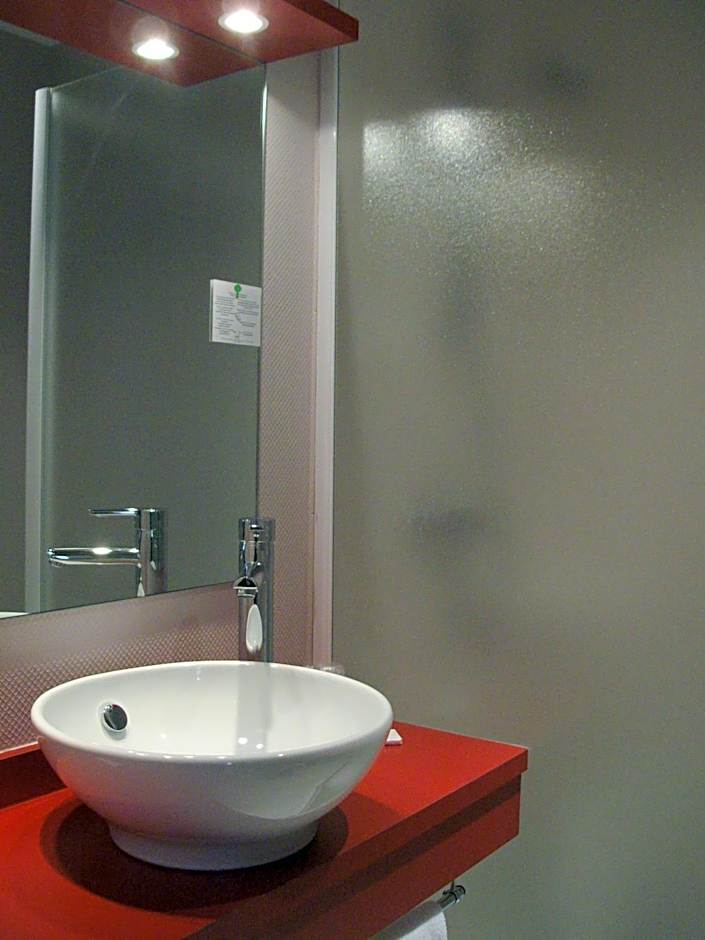 Photo 1 of 1 of Triple Room