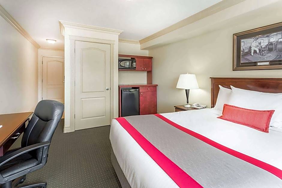 Ramada by Wyndham Hinton