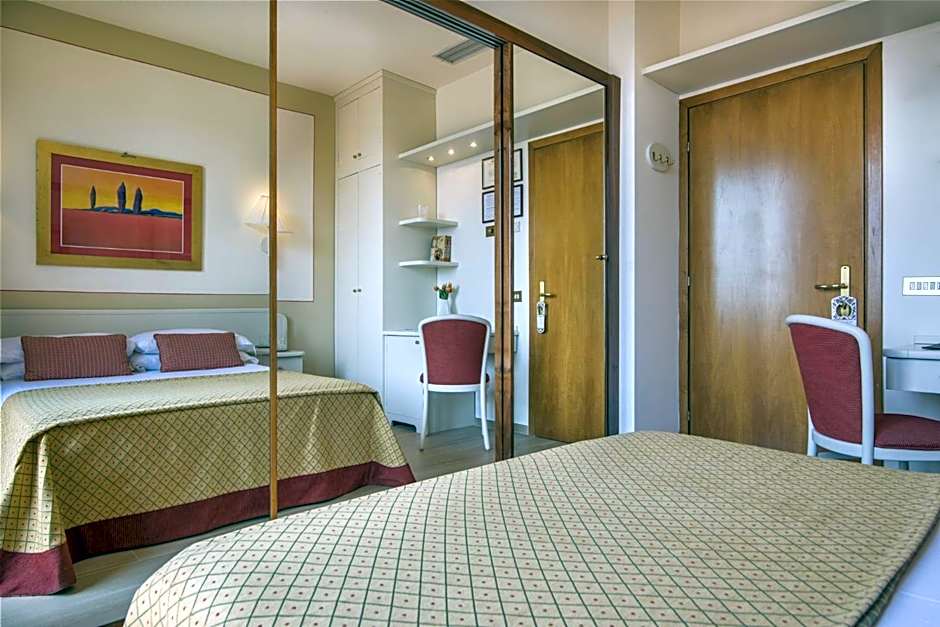 Relais Santa Chiara Hotel