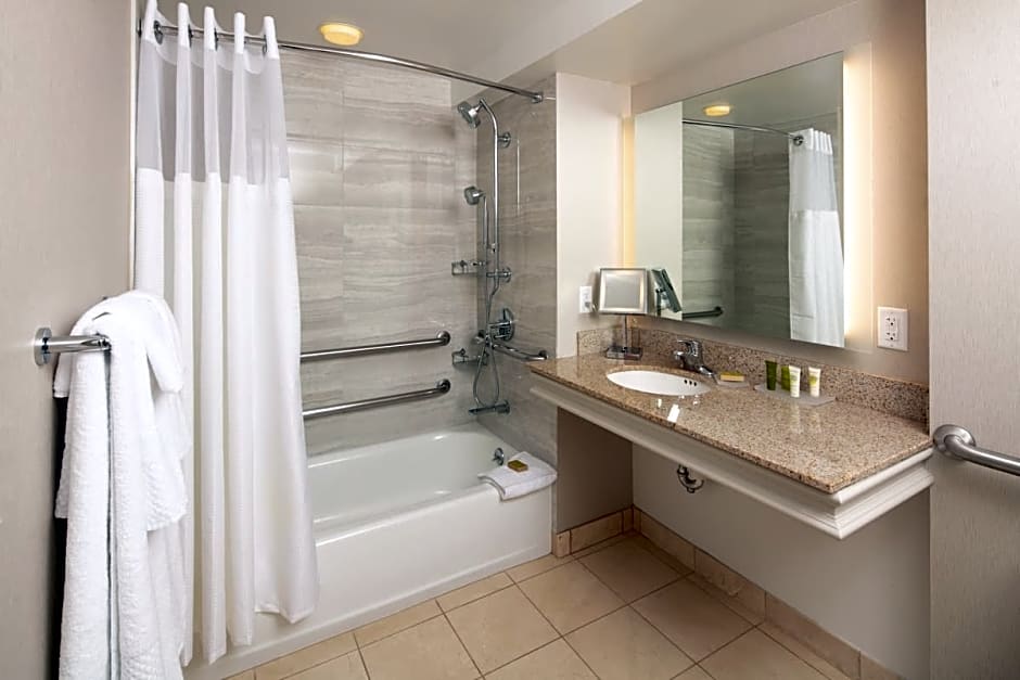 Hilton Madison Monona Terrace
