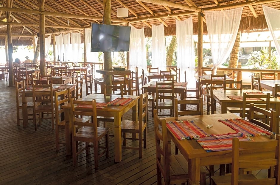 Pousada Praia Da Crena