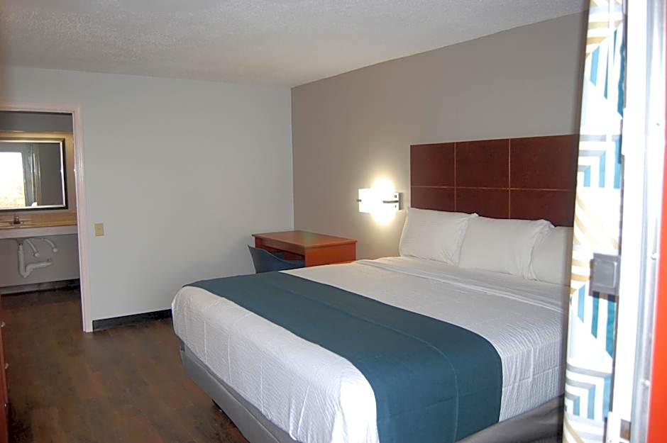 Motel 6-Tupelo, MS - Downtown