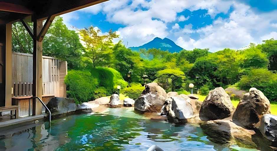 Ryokan Yufuin Sansuikan