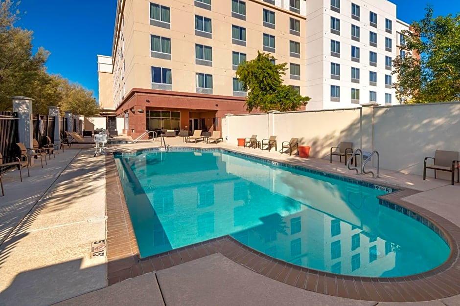 Courtyard by Marriott Phoenix Chandler/Fashion Center