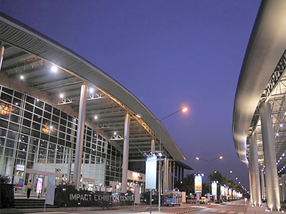 T8 Guesthouse Challenger Muang Thong Thani