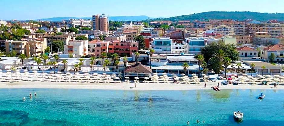 Lido Di Alghero Rooms on the Beach