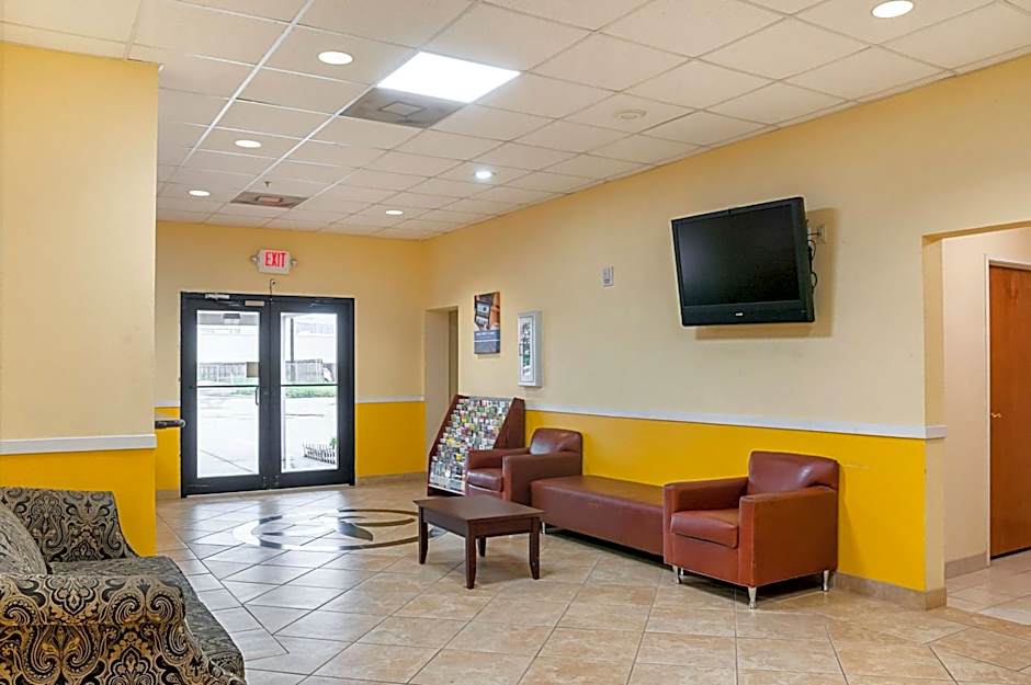 Motel 6-New Orleans, LA - Near Downtown