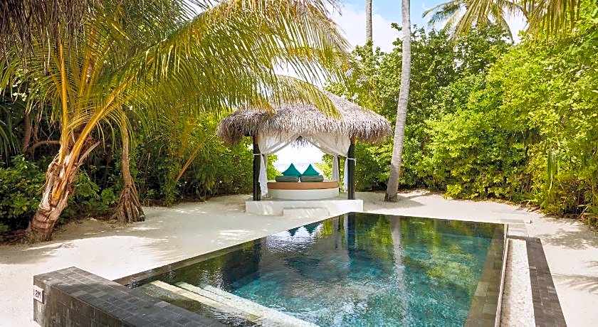 Sun Siyam Iru Fushi - Free Transfer for two with minimum 7 nights stay