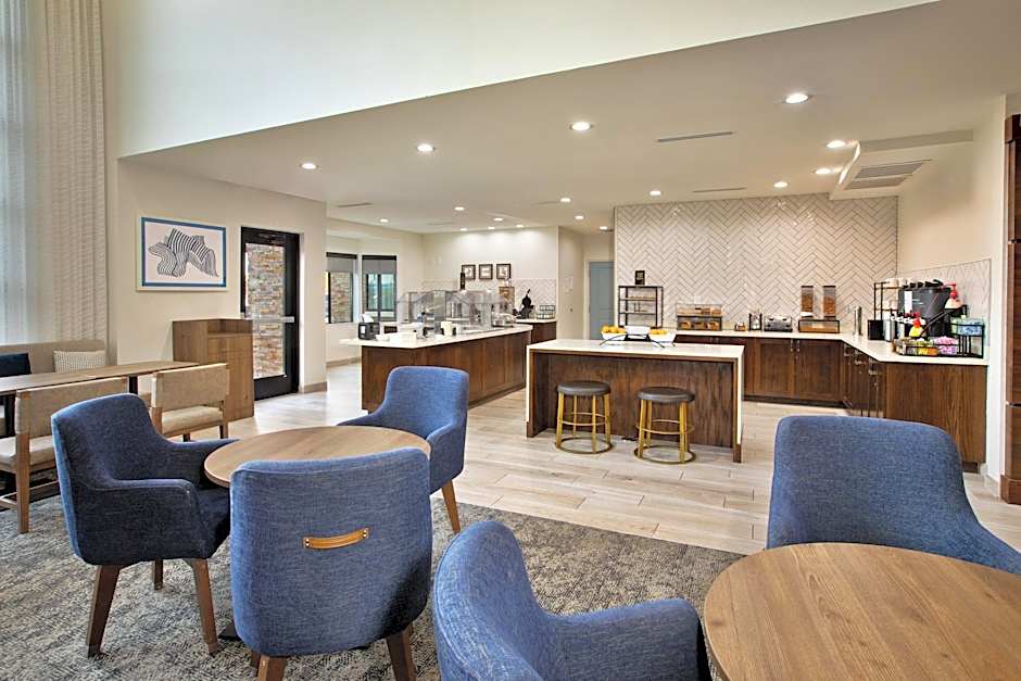 Staybridge Suites Ames By IHG