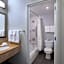 Courtyard by Marriott Dallas Arlington/Entertainment District