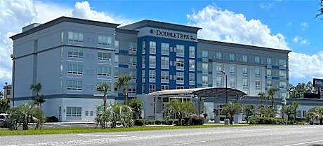 DoubleTree by Hilton Brunswick