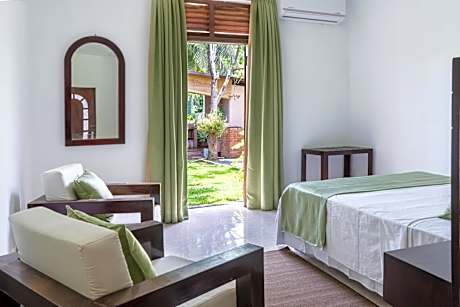 Double or Twin Room with Garden View