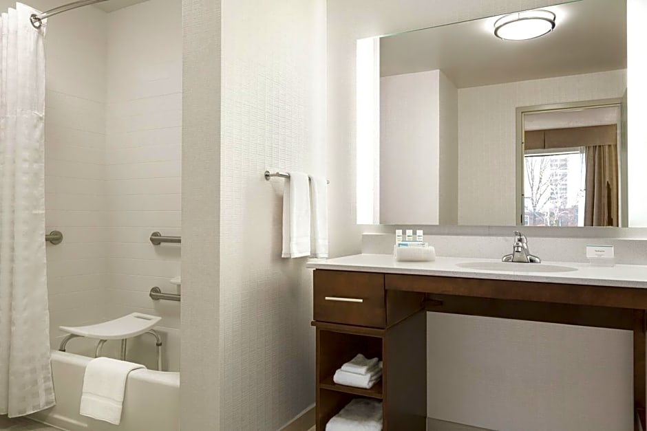 Homewood Suites By Hilton Arlington Rosslyn Key Bridge