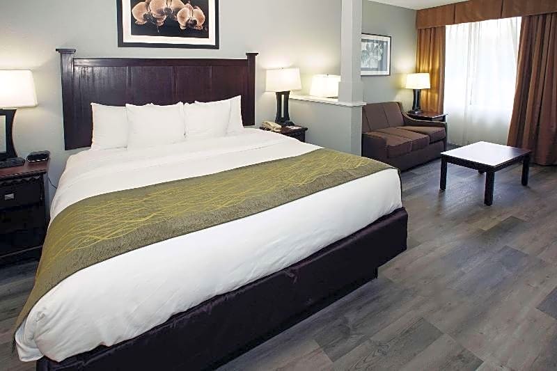 Best Western Paramus Hotel & Suites