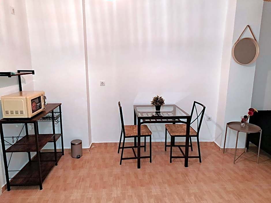 LIAM STUDIO IN SEVILLA CENTRIC