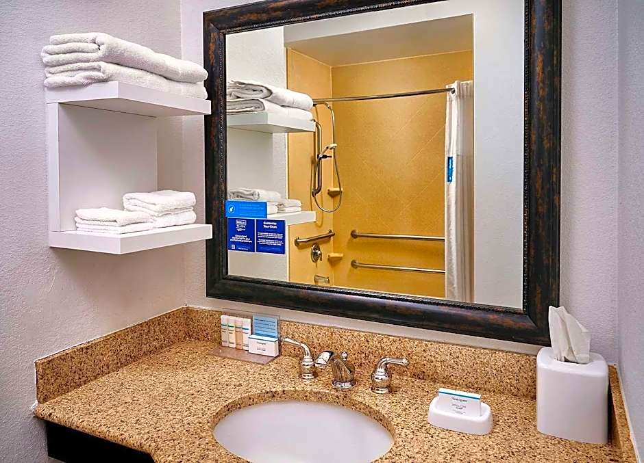 Hampton Inn By Hilton Covington