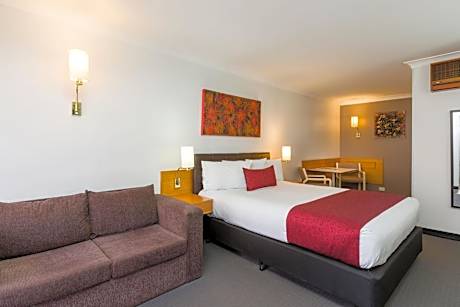 Hermitage Motor Inn