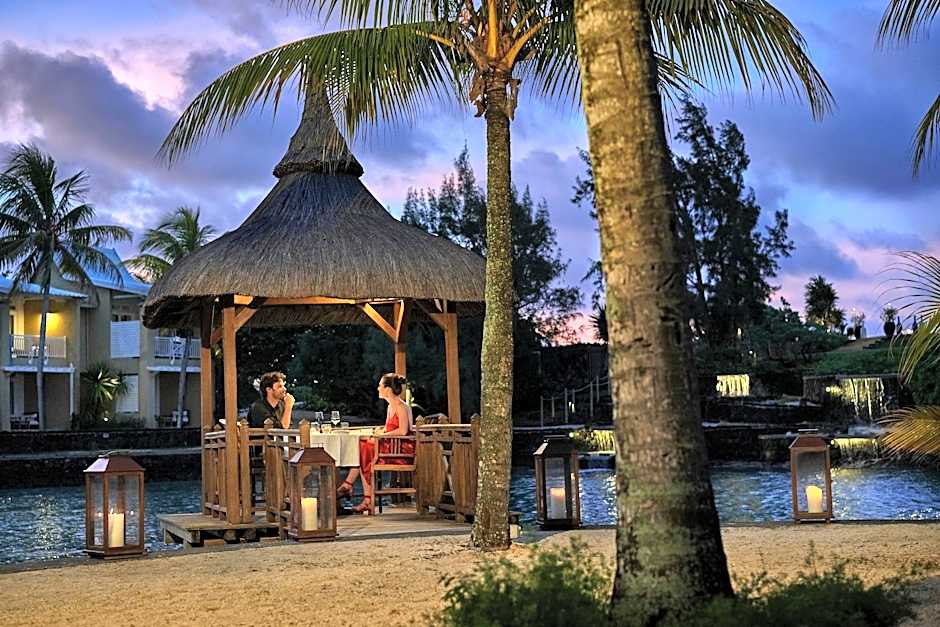 Paradise Cove Boutique Hotel