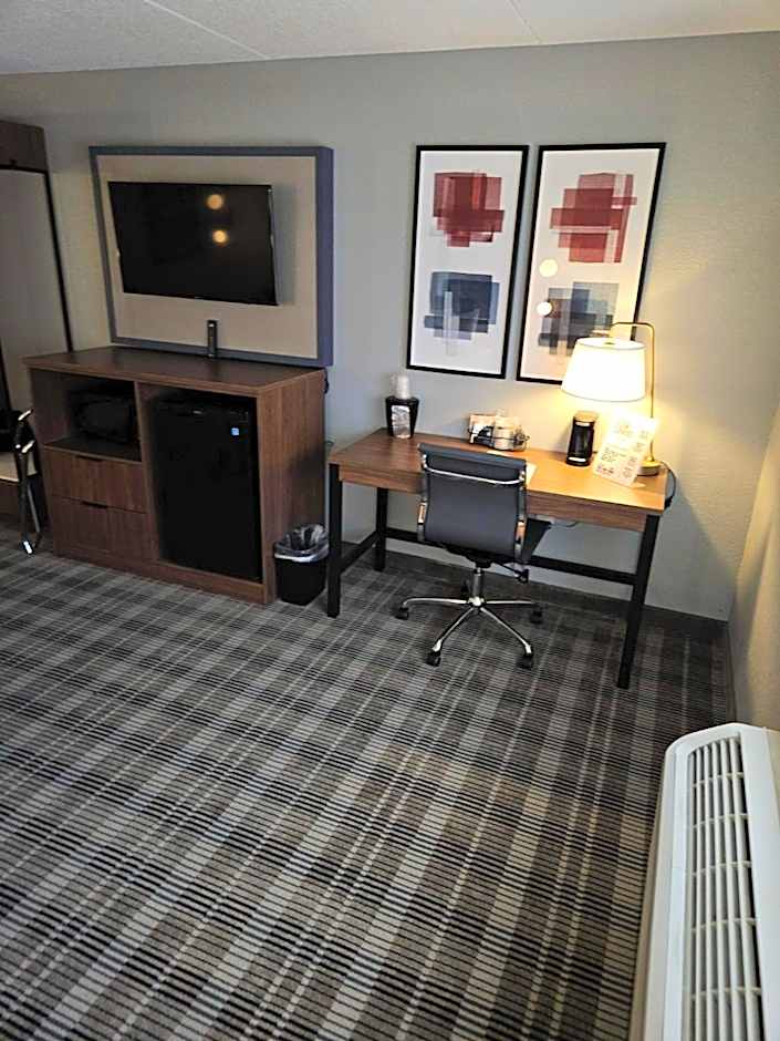 AmericInn by Wyndham Mounds View Minneapolis