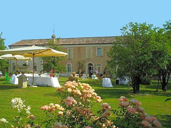 Relais Villa Roncuzzi