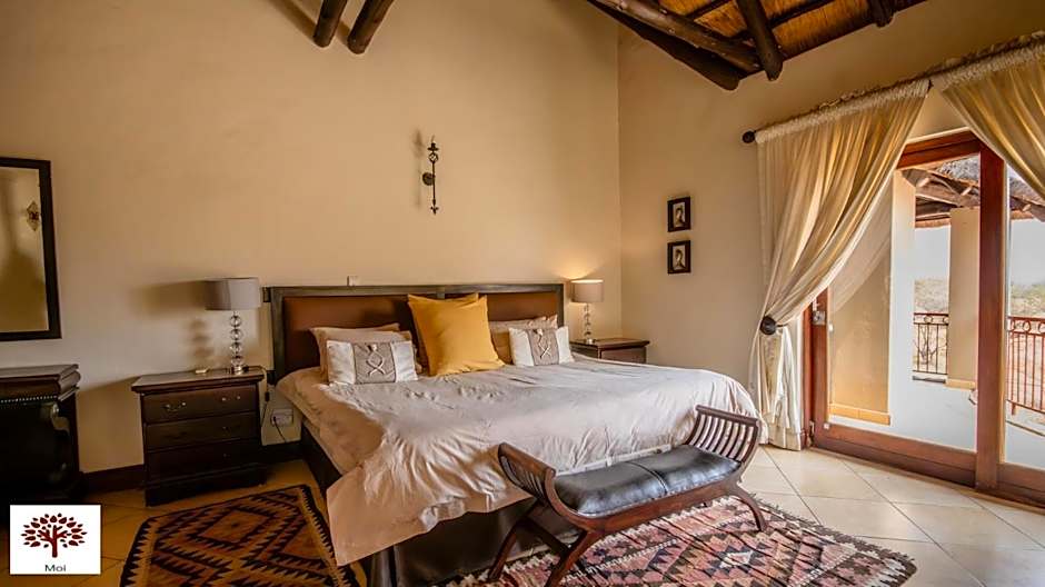 Zebula Golf and Wildlife Estate - Oryx Walkway Pax 16 - Moi Signature Luxury villa