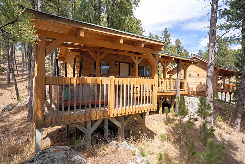 Rock Crest Lodge & Cabins